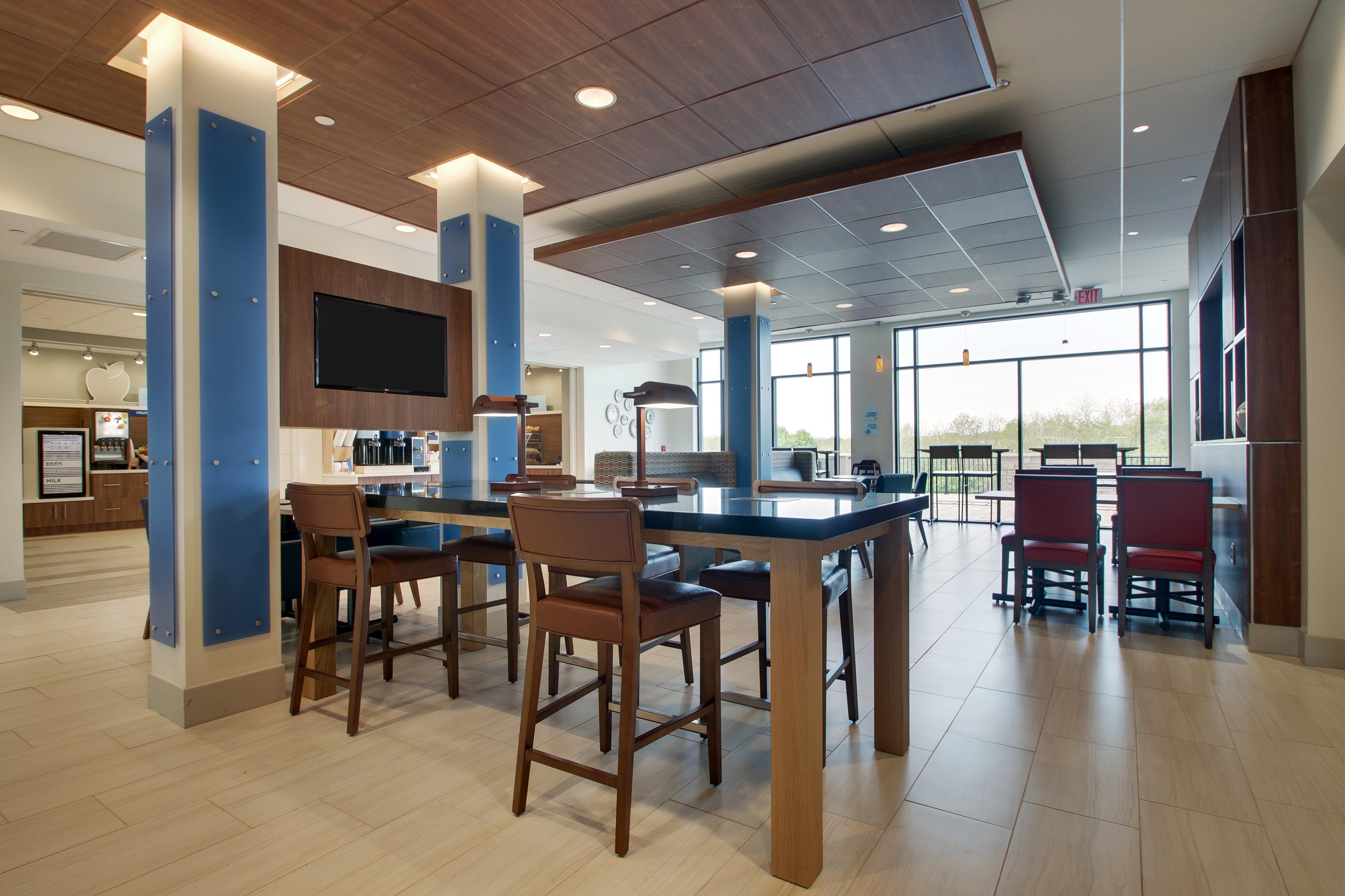 Holiday Inn Express & Suites - Elizabethtown North By Ihg Εξωτερικό φωτογραφία