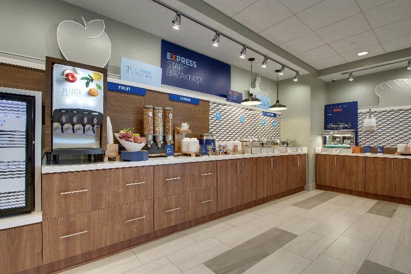 Holiday Inn Express & Suites - Elizabethtown North By Ihg Εξωτερικό φωτογραφία